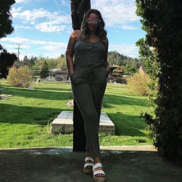 Meet your Posher, Anna - Picture 2 of 4